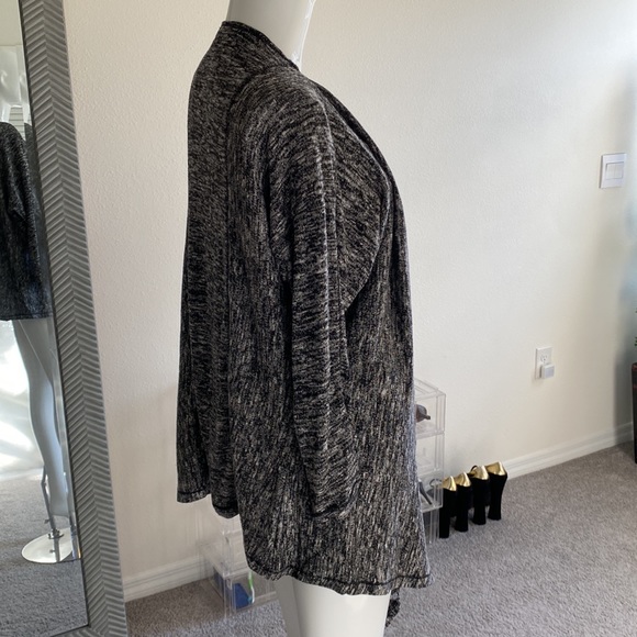 NWOT MAX EDITION CARDIGAN TOP SIZE M - Picture 3 of 7
